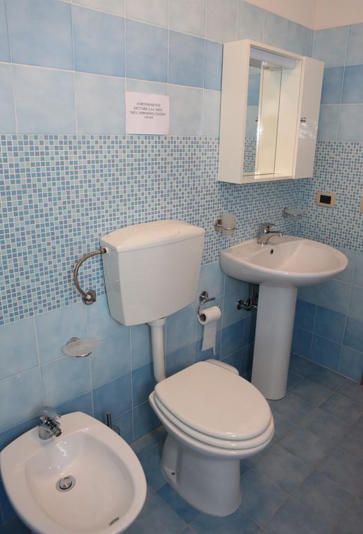 Casa Vacanze Calafarina باكينو الغرفة الصورة