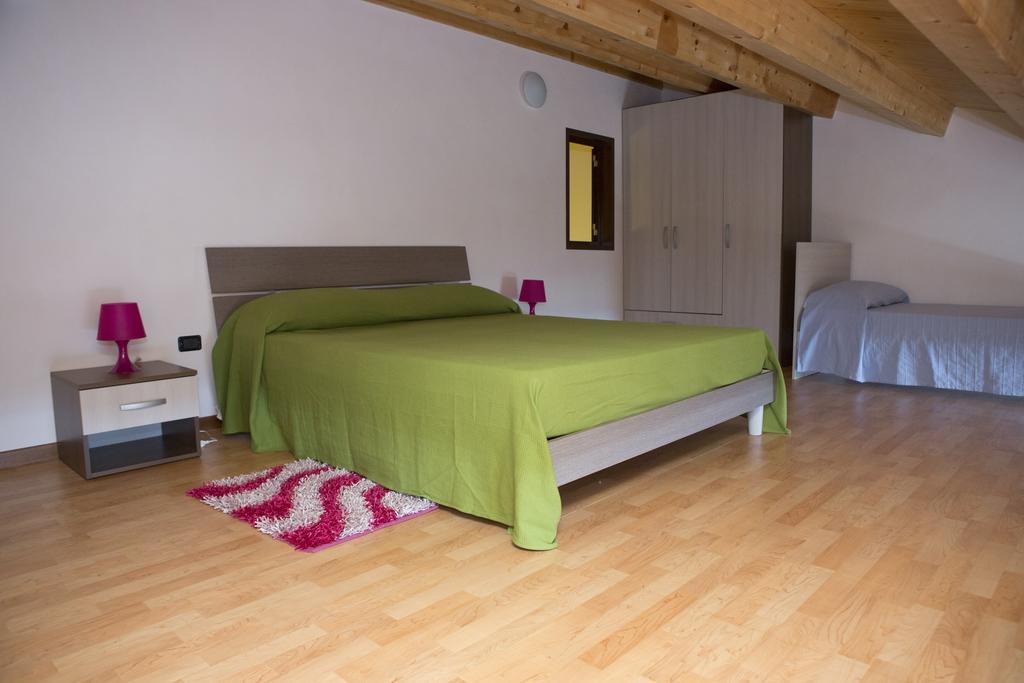 Casa Vacanze Calafarina باكينو الغرفة الصورة