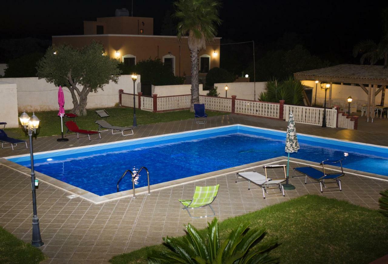 Casa Vacanze Calafarina باكينو المظهر الخارجي الصورة